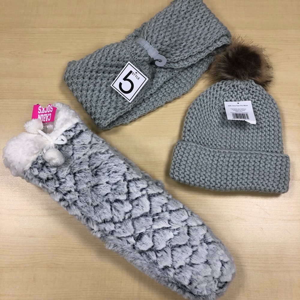 Winter Warm & Cozy Set:  Circle Scarf, Hat & Cabin Socks (faux fur)